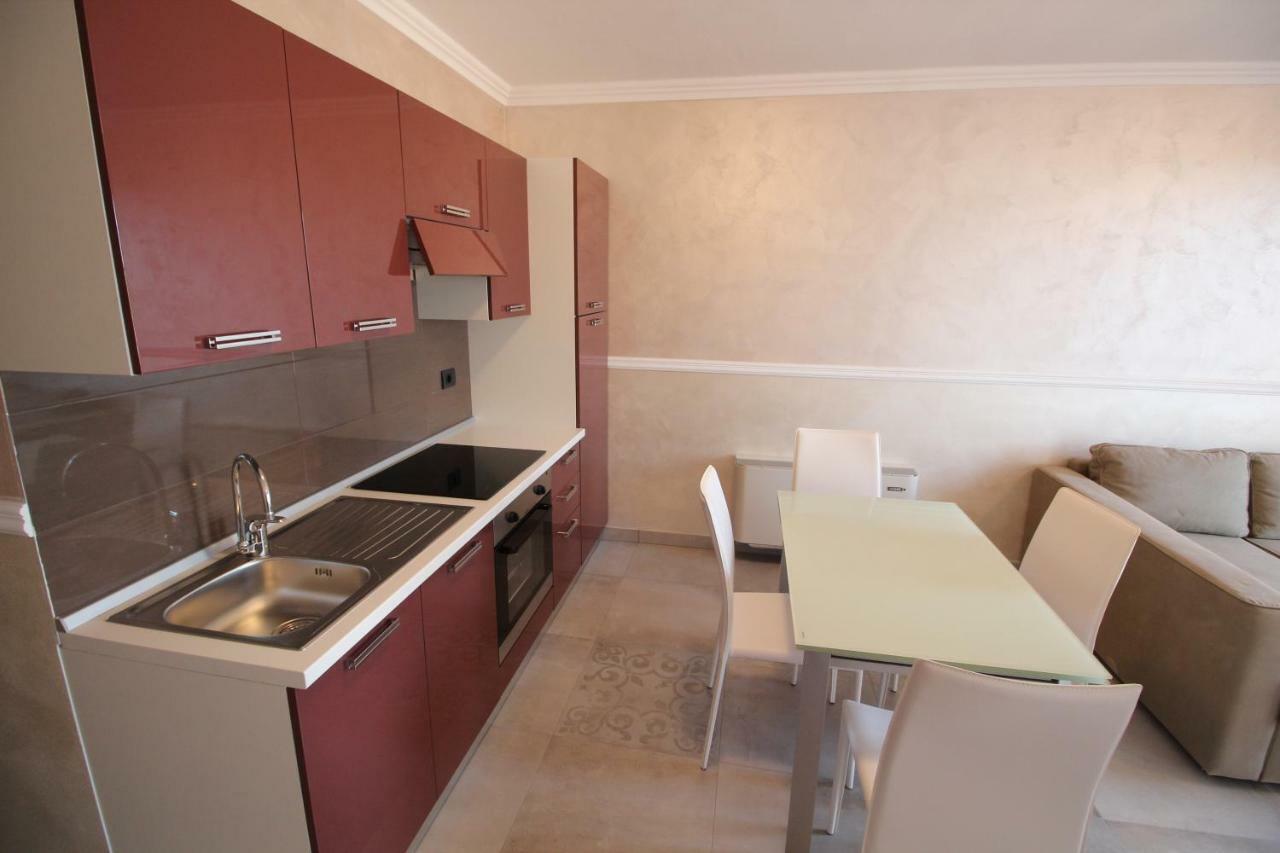 Del Prado Aparthotel Riva Ligure Exterior photo