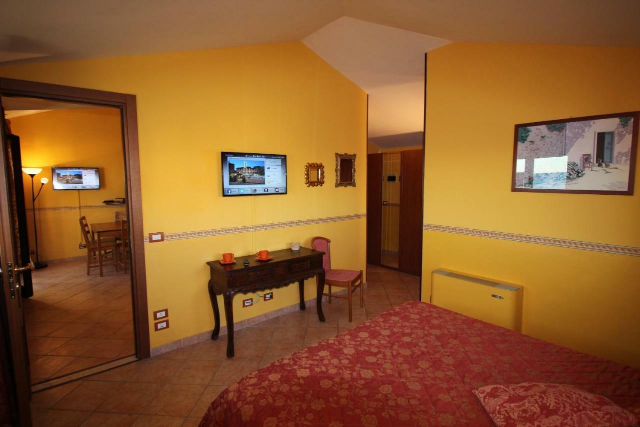 Del Prado Aparthotel Riva Ligure Exterior photo